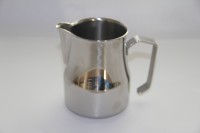 Milchkännchen 0,5 ltr. Edelstahl Motta Milchkännchen 0,5 ltr. Edelstahl Motta