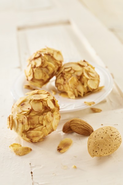 Ballo Mandorla